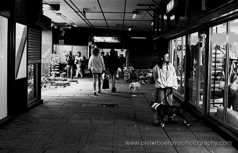 winkelcentrum Ganzenhoef  Bijlmermeer 04-1988.7756-21.jpg